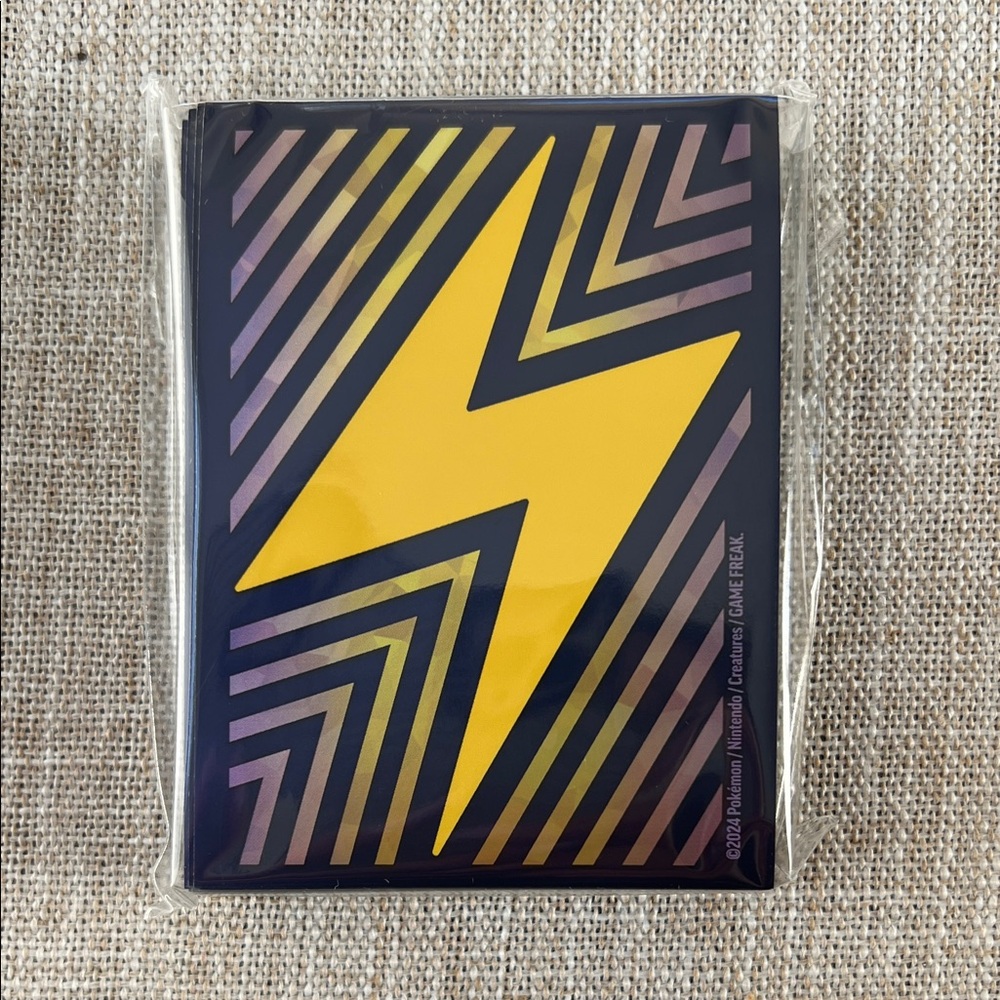 Pokémon Card Sleeves - Surging Sparks